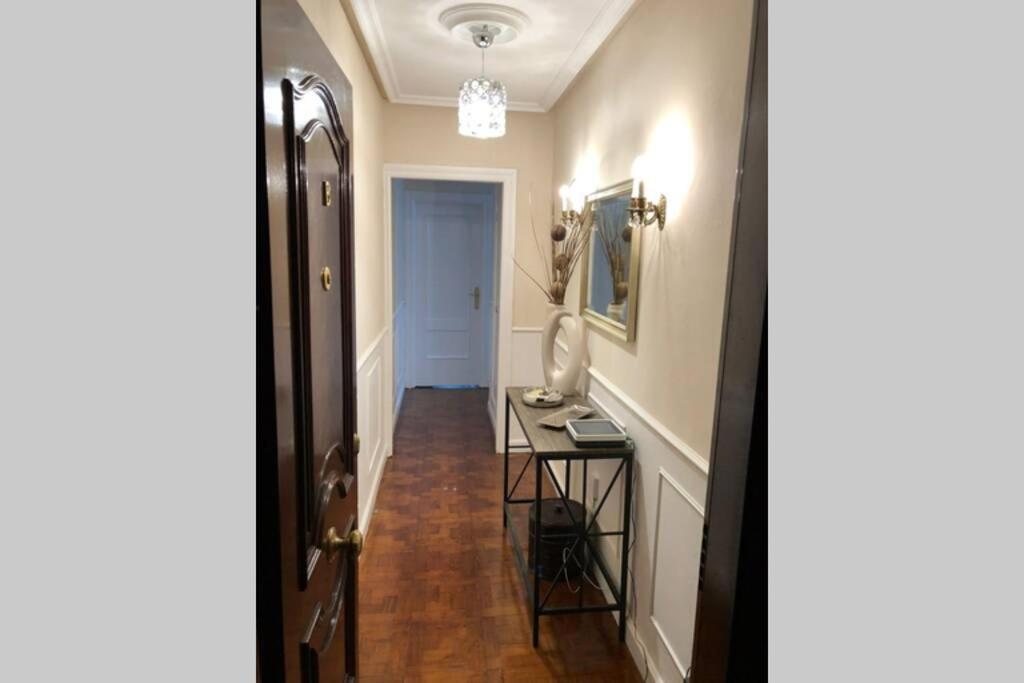 Апартаменты Piso En El Centro De Овьедо Экстерьер фото